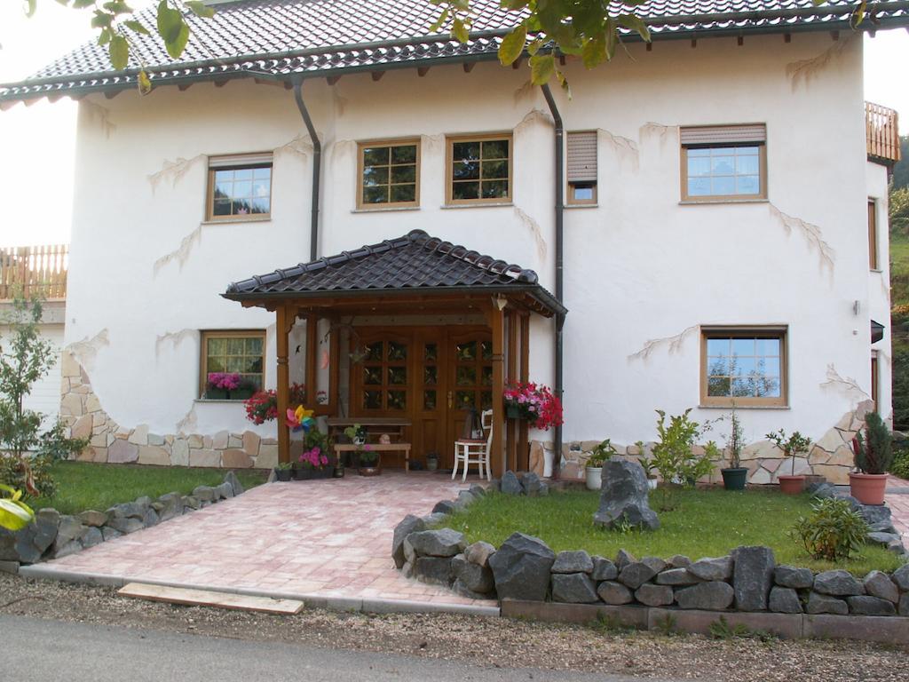 Gaestehaus Lara Wimbach Kamer foto